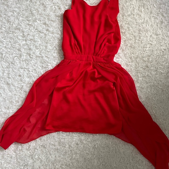 BCBGgeneration red dress, size 2. Great condition. Only worn once - Picture 7 of 7
